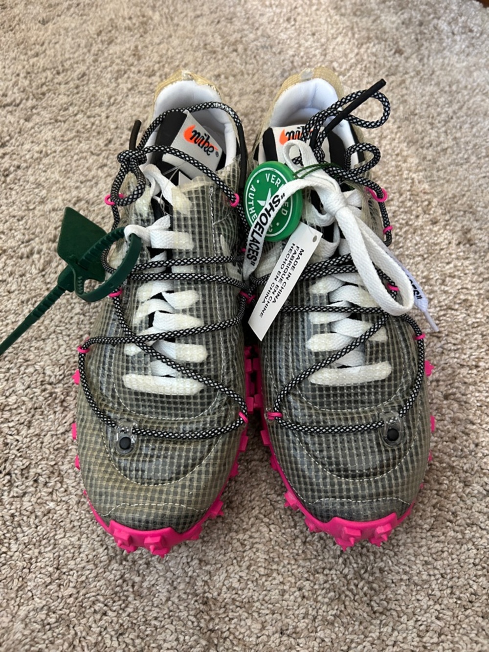 Nike Olive Green Trail Sneakers with Hot Pink Outsole